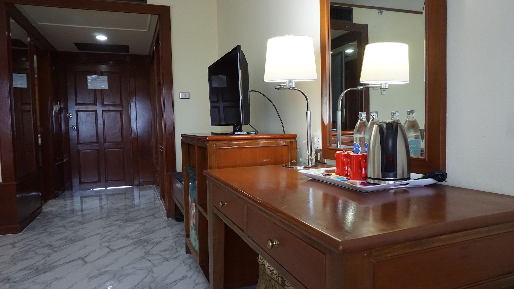 Wattana Park Hotel Trang Kültér fotó