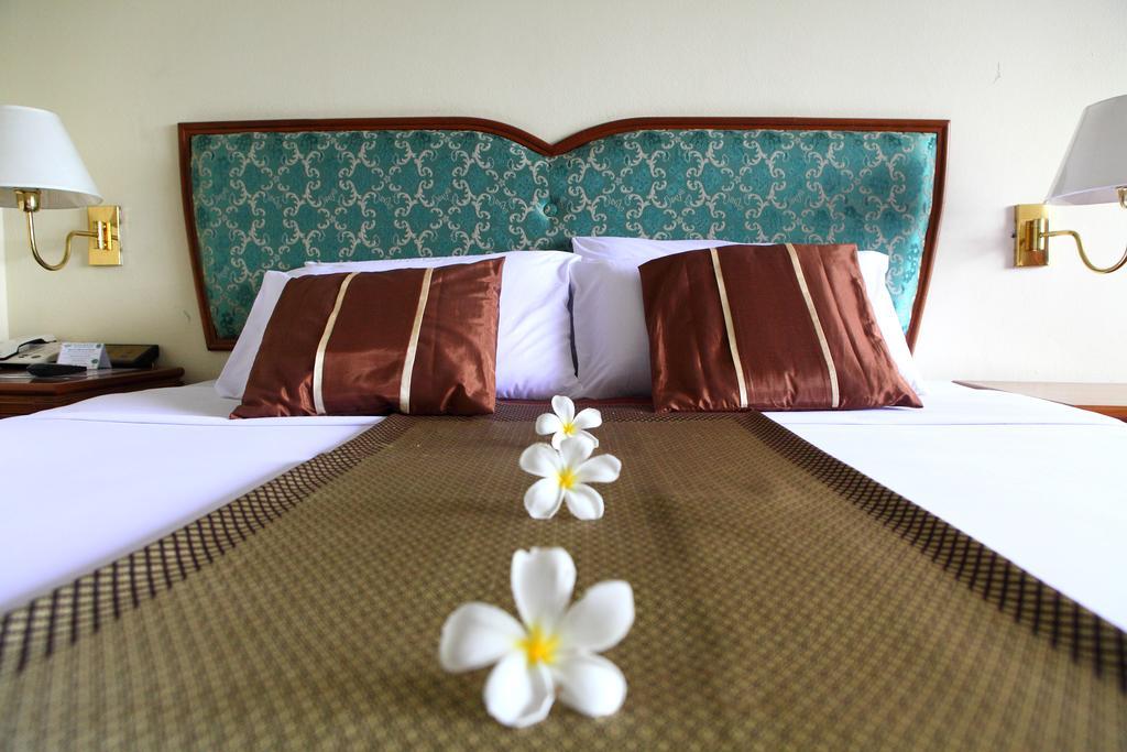 Wattana Park Hotel Trang Kültér fotó
