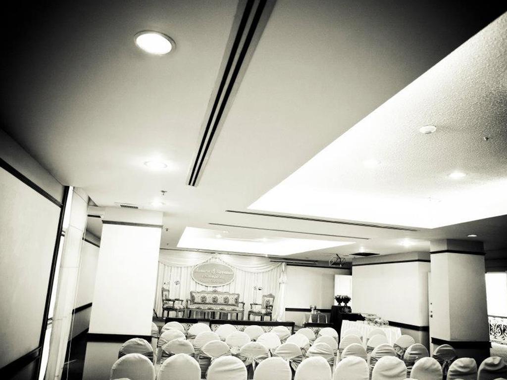 Wattana Park Hotel Trang Kültér fotó