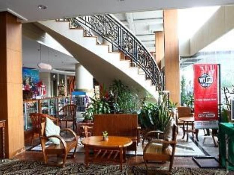 Wattana Park Hotel Trang Kültér fotó