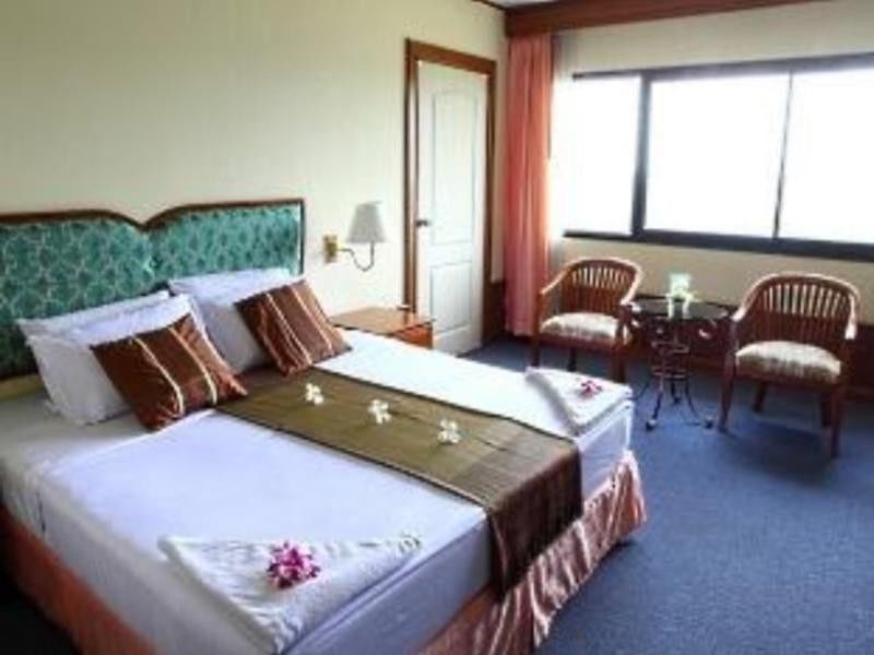 Wattana Park Hotel Trang Kültér fotó