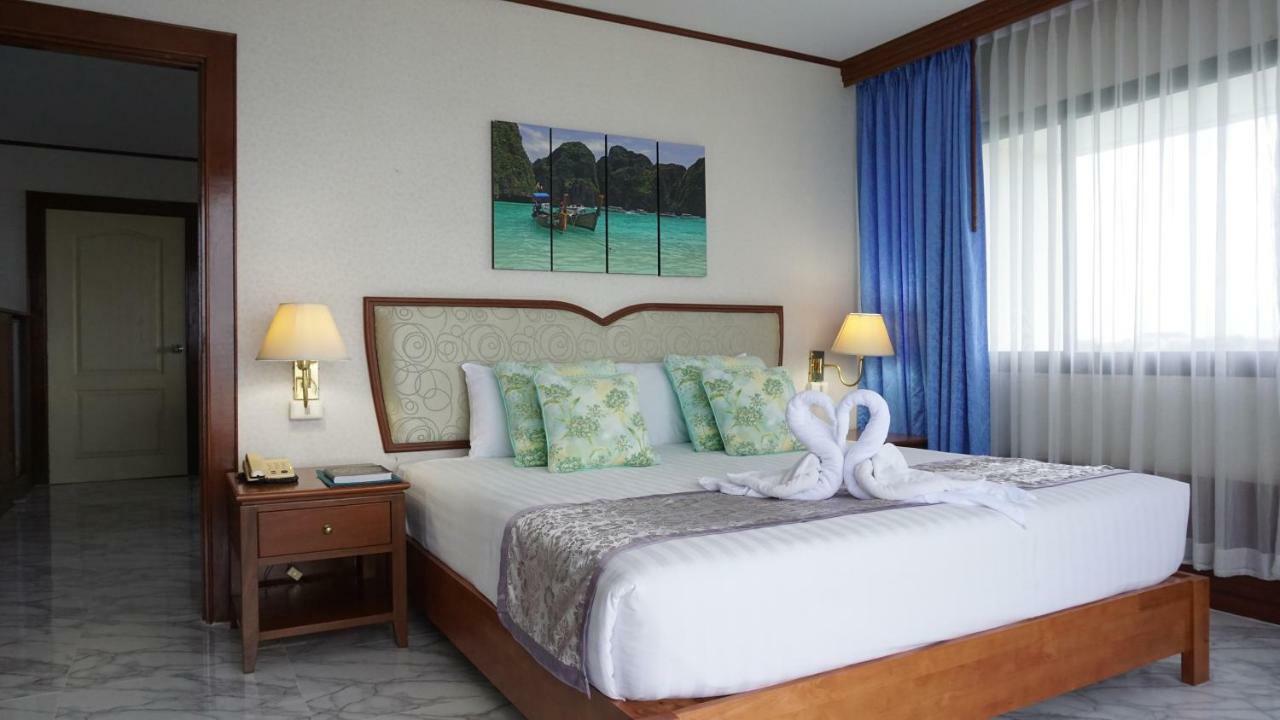 Wattana Park Hotel Trang Kültér fotó